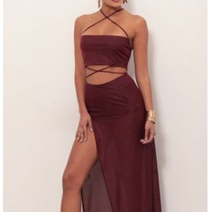 Lucy in the Sky Burgundy maxi dress w slit